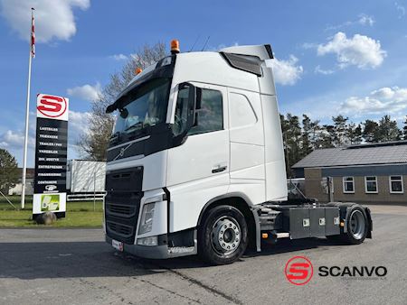 volvo_fh460_4x2_x-low_mega_traekker