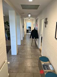 erhvervs lokaler 427 m2  + 1200 m2 udstillingsplads. Andere... - 24