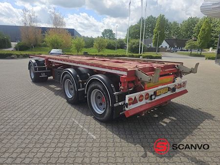 cmt_6_-_65mtr_container_med_3_vejs_tip_overfoersels