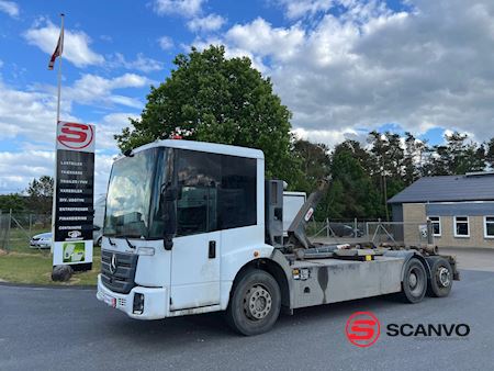 mercedes-benz_econic_2630_l_haken