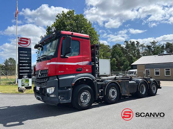 Mercedes-Benz Arocs 3251 Haken - 1