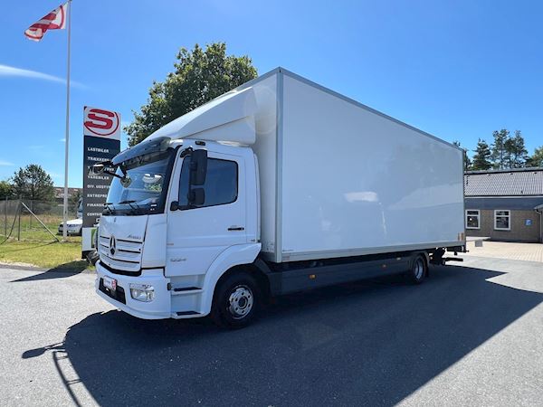 Mercedes-Benz Atego 1224 LnR, Fast kasse