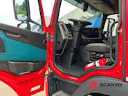 Volvo FM370 Tractor - 9