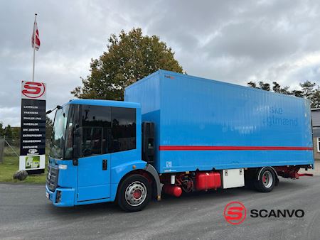 mercedes-benz_econic_1827_l_fast_kasse