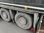 Schmitz 13,6 mtr kasse - lodretstående lift Boks Trailer - 14