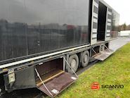 Schmitz 13,6 mtr kasse - lodretstående lift Boks Trailer - 13