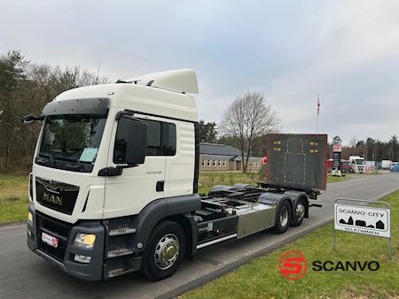 man_tgs_26-500_6x2-4_ll_wechselrahmen_containeranhanger