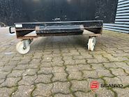 Intra Materialhantering AB Vip container 2050 ltr / 2,5m3 gaffellommer m/transport hjul Tip / vip container - 5