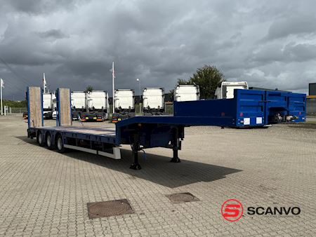 kel-berg_med_635mtr_udtraek_og_dobb_ramper_low_loader