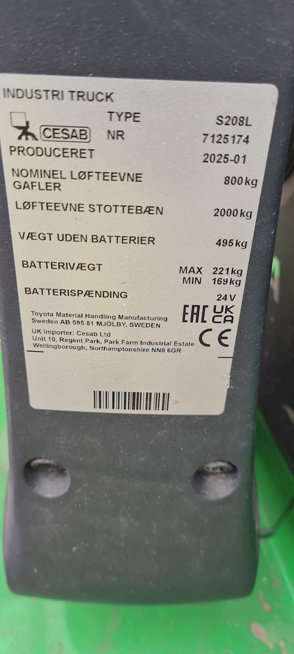 Toyota S208L el-stabler  24 volt, Trucks