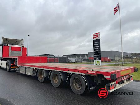 kel-berg_118_mtr_d650v_low_trailer