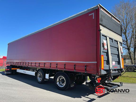 Krone 13,6 mtr gardin - lodretstående lift City - 1