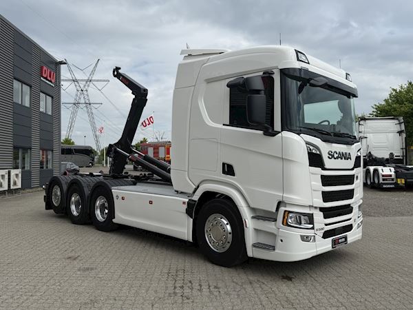 Scania R590 Tridem med HIAB, Kroghejs