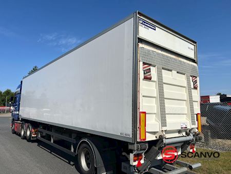 kel-berg_27_paller_koel_-_lift_city