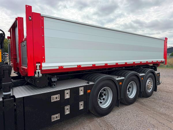 DC-Container, Pendel