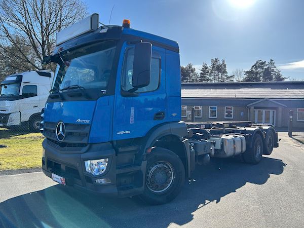 Mercedes-Benz Antos 2546 L, Hejs