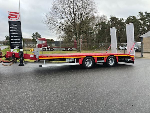 Maxtrailer MAX 300 - 7000 mm + ramper, Autotransport