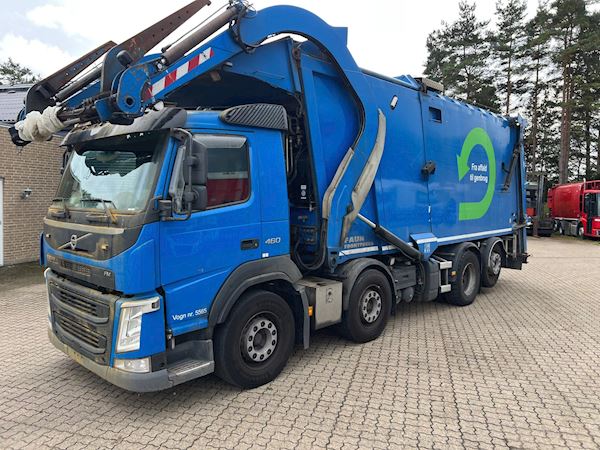 Volvo FM460 8x2*6 - FAUN 533L frontpress, Renovation