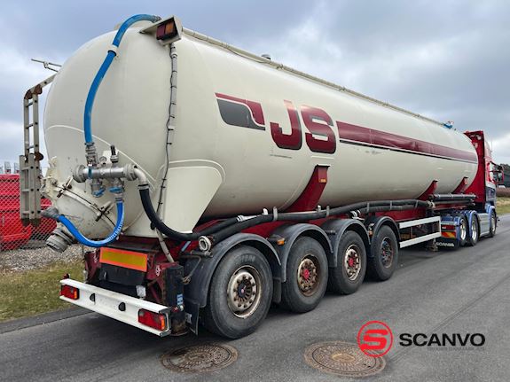 Interconsult 64m3 STRT1-64CA med tip Silotrailer - 1