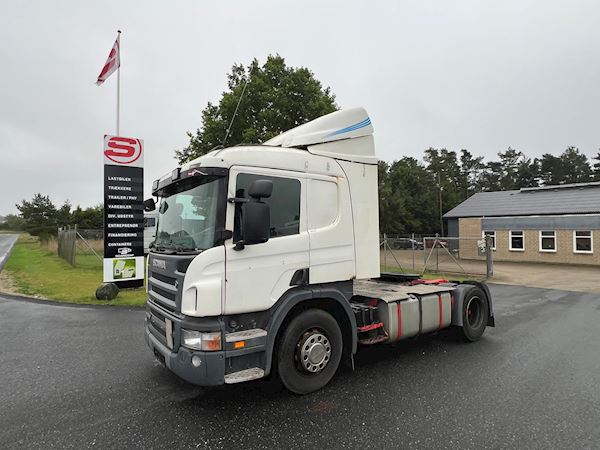 Scania P340 LA 4X2 MNA, Trækker